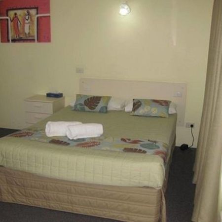 Twin Pines Motel Mooloolaba Esterno foto